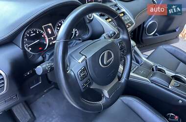 Позашляховик / Кросовер Lexus NX 2019 в 