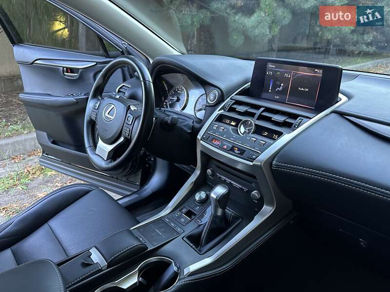 Позашляховик / Кросовер Lexus NX 2019 в Дніпрі