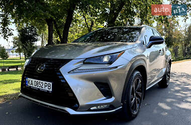 Позашляховик / Кросовер Lexus NX 2020 в 