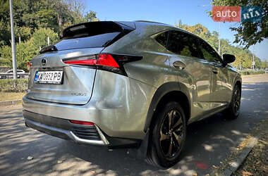 Позашляховик / Кросовер Lexus NX 2020 в 