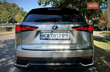 Позашляховик / Кросовер Lexus NX 2020 в 