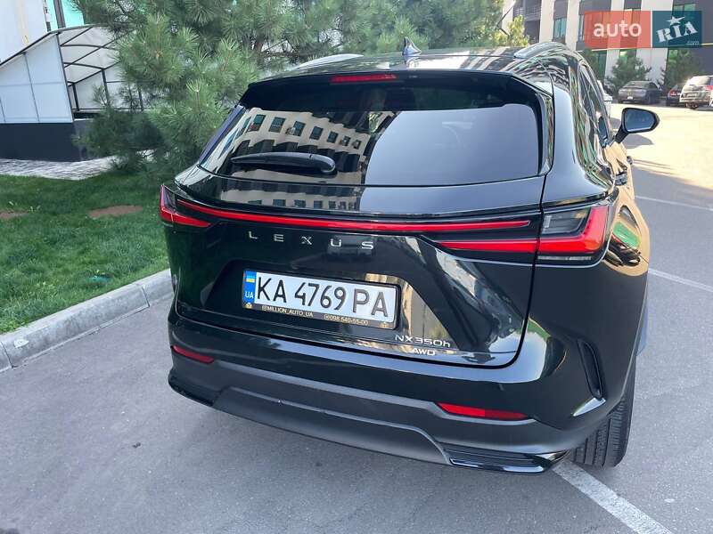 Внедорожник / Кроссовер Lexus NX 2022 в Киеве