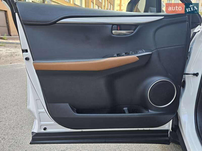 Внедорожник / Кроссовер Lexus NX 2019 в Киеве