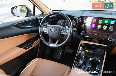 Позашляховик / Кросовер Lexus NX 2023 в 