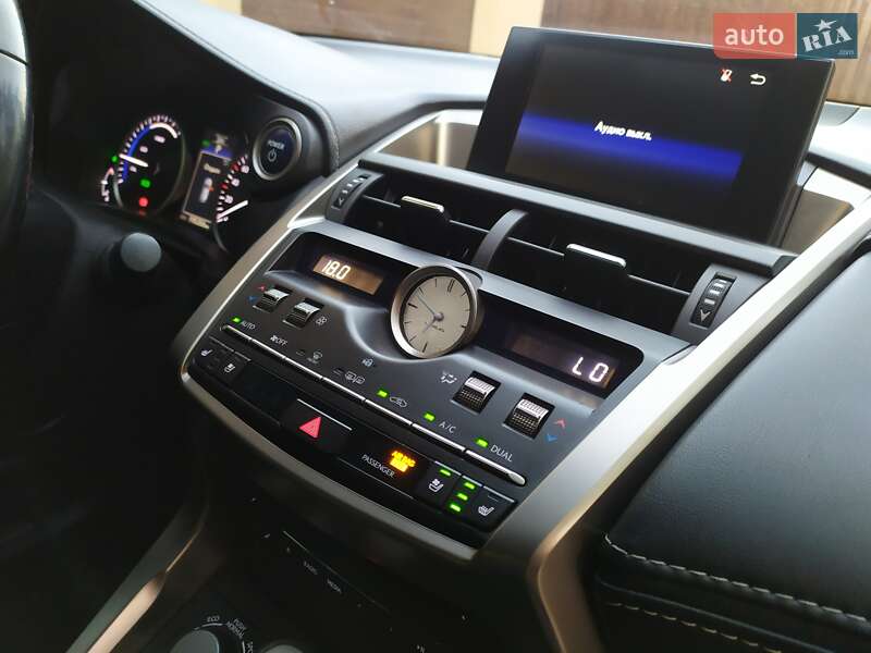 Позашляховик / Кросовер Lexus NX 2017 в Києві фото 25 Позашляховик / Кросовер Lexus NX 2017 в Києві