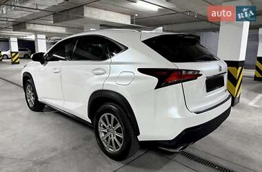 Позашляховик / Кросовер Lexus NX 2015 в 