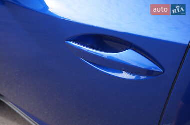 Позашляховик / Кросовер Lexus NX 2015 в 