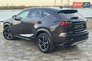 Внедорожник / Кроссовер Lexus NX 2015 в 