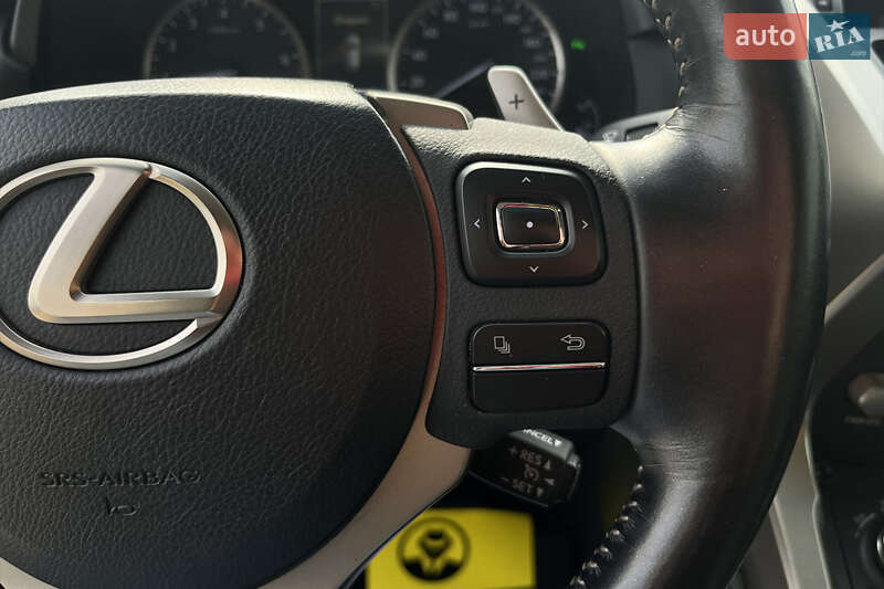 Внедорожник / Кроссовер Lexus NX 2018 в Мукачево