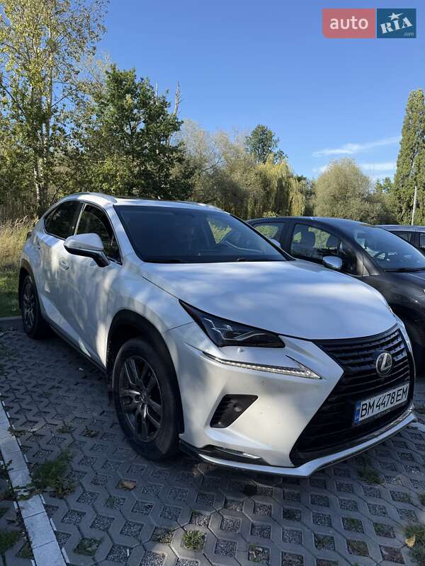 Lexus NX 2017