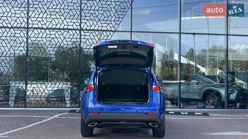 Позашляховик / Кросовер Lexus NX 2016 в Києві