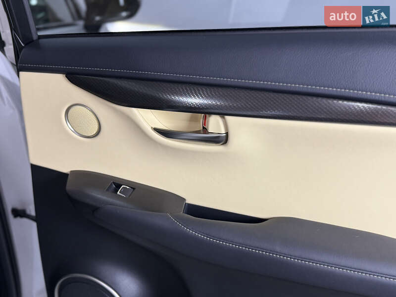 Внедорожник / Кроссовер Lexus NX 2020 в Одессе