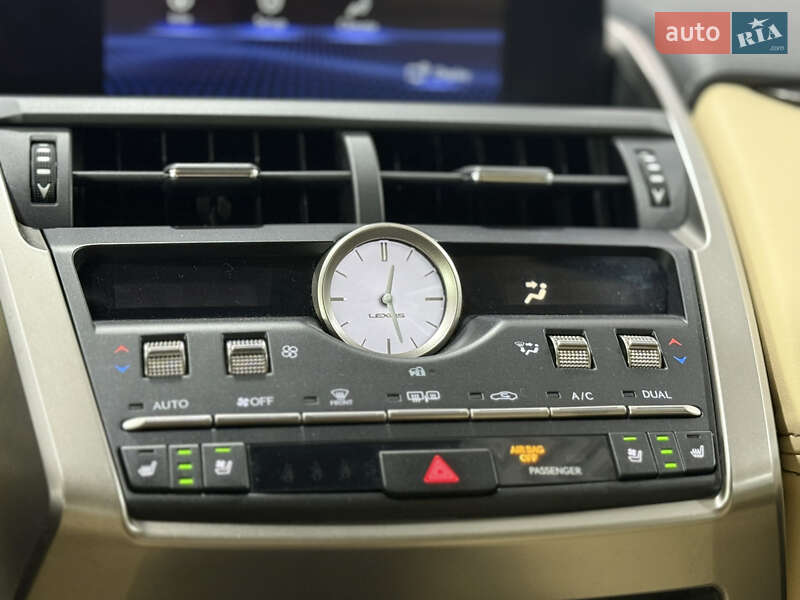 Внедорожник / Кроссовер Lexus NX 2020 в Одессе