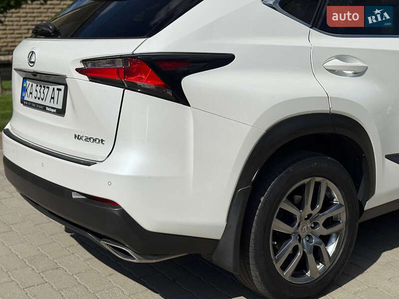 Позашляховик / Кросовер Lexus NX 2015 в Білій Церкві