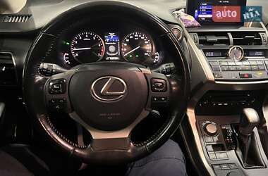 Позашляховик / Кросовер Lexus NX 2016 в 