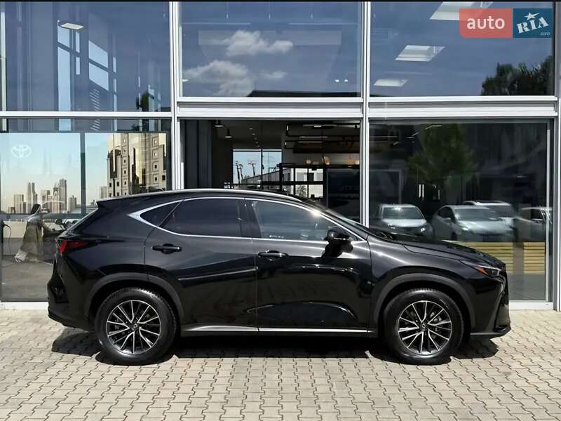 Внедорожник / Кроссовер Lexus NX 2022 в Киеве