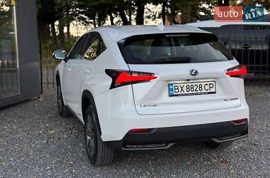 Внедорожник / Кроссовер Lexus NX 2014 в 