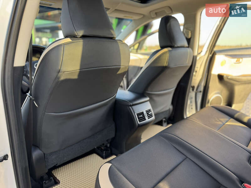 Позашляховик / Кросовер Lexus NX 2015 в Миколаєві