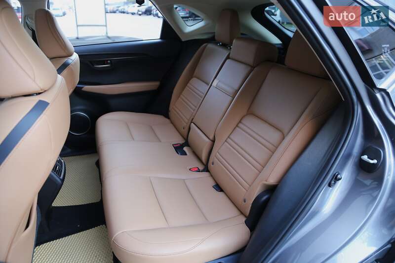 Внедорожник / Кроссовер Lexus NX 2017 в Киеве