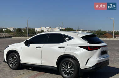 Внедорожник / Кроссовер Lexus NX 2022 в 