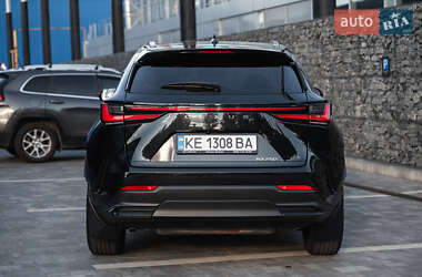 Внедорожник / Кроссовер Lexus NX 2022 в 