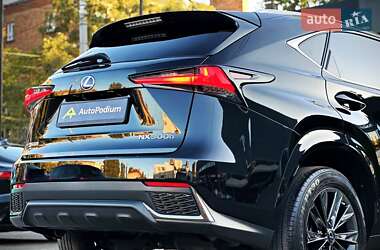 Внедорожник / Кроссовер Lexus NX 2020 в 