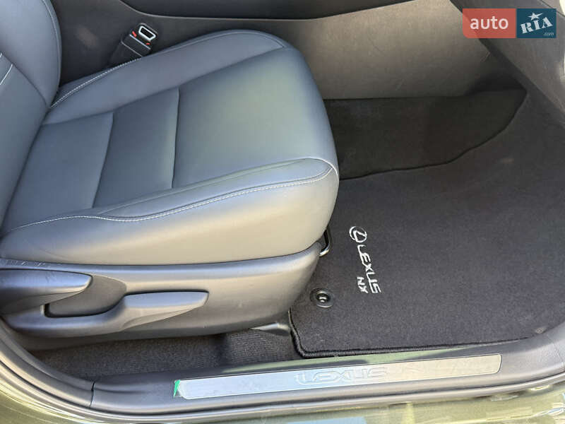 Внедорожник / Кроссовер Lexus NX 2020 в Умани