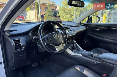Внедорожник / Кроссовер Lexus NX 2015 в 