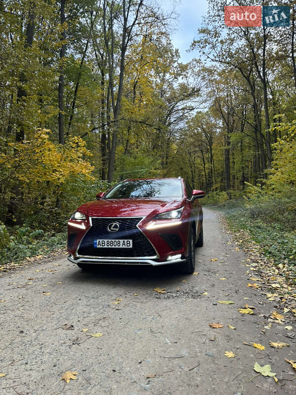 Позашляховик / Кросовер Lexus NX 2017 в Вінниці