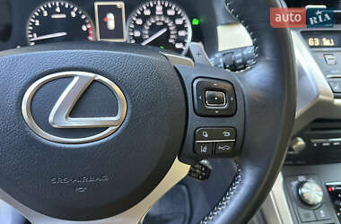 Позашляховик / Кросовер Lexus NX 2019 в 