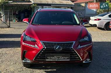 Позашляховик / Кросовер Lexus NX 2021 в 