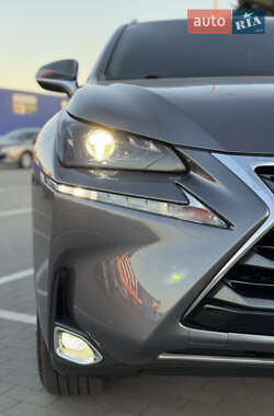 Внедорожник / Кроссовер Lexus NX 2016 в 