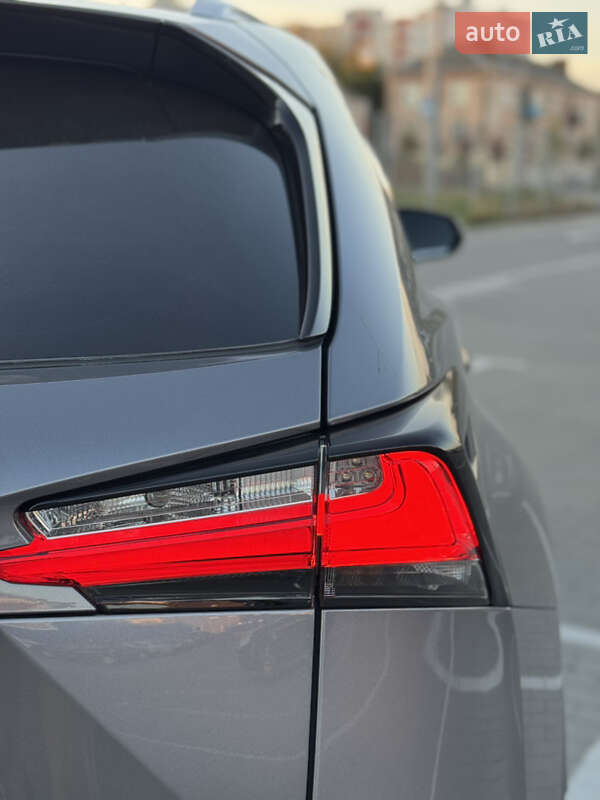 Внедорожник / Кроссовер Lexus NX 2016 в Виннице