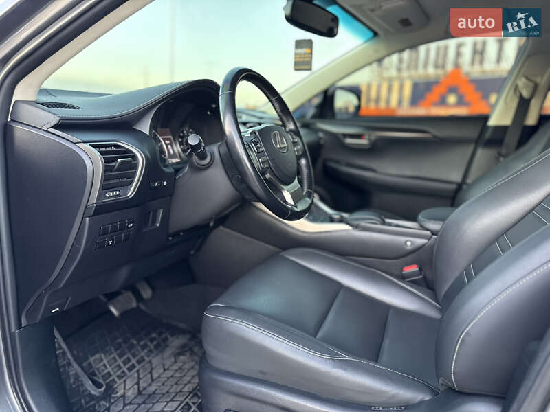 Внедорожник / Кроссовер Lexus NX 2016 в Виннице