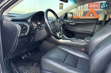Внедорожник / Кроссовер Lexus NX 2016 в 