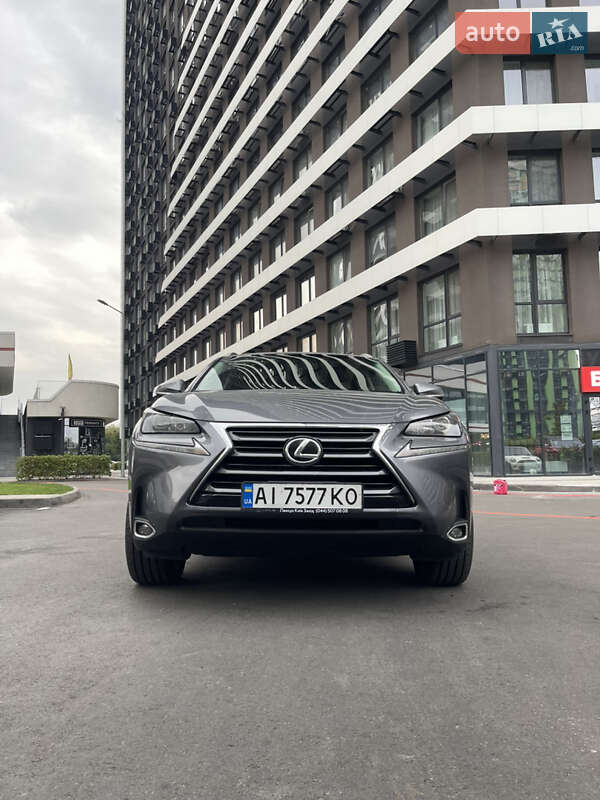 Lexus NX 2015
