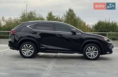 Внедорожник / Кроссовер Lexus NX 2017 в 
