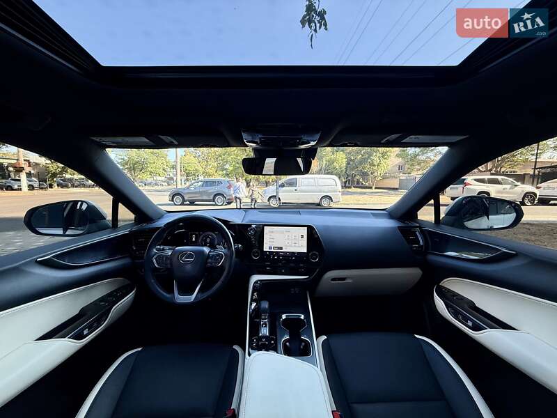 Внедорожник / Кроссовер Lexus NX 2023 в Одессе
