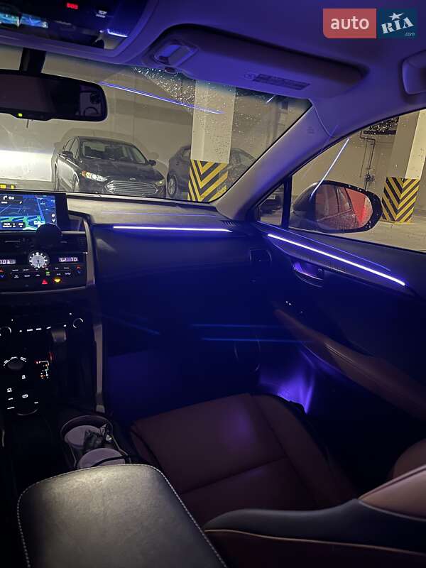 Позашляховик / Кросовер Lexus NX 2015 в Києві
