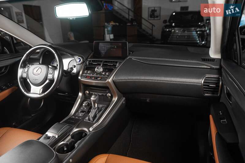 Позашляховик / Кросовер Lexus NX 2018 в Одесі