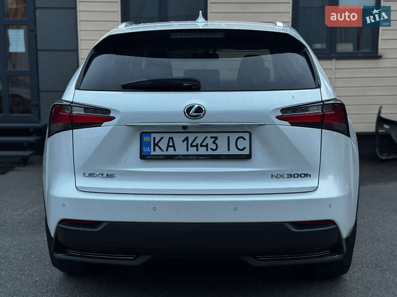 Внедорожник / Кроссовер Lexus NX 2015 в Киеве