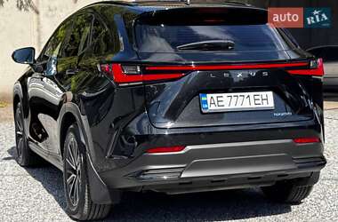 Внедорожник / Кроссовер Lexus NX 2022 в 
