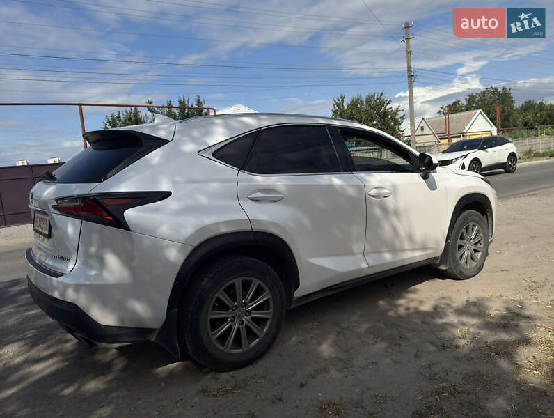 Позашляховик / Кросовер Lexus NX 2016 в Дніпрі фото 7 Позашляховик / Кросовер Lexus NX 2016 в Дніпрі