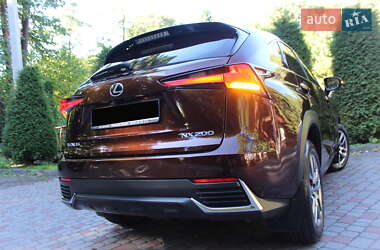 Позашляховик / Кросовер Lexus NX 2017 в 