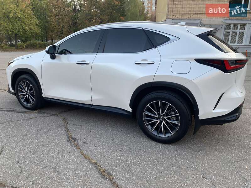 Внедорожник / Кроссовер Lexus NX 2021 в Киеве