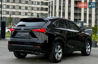 Позашляховик / Кросовер Lexus NX 2017 в 