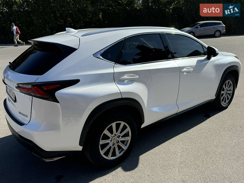 Внедорожник / Кроссовер Lexus NX 2017 в Днепре