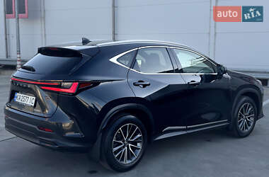 Внедорожник / Кроссовер Lexus NX 2022 в 