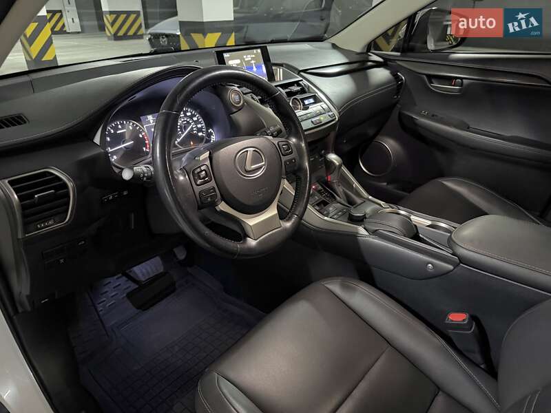 Позашляховик / Кросовер Lexus NX 2015 в Дніпрі