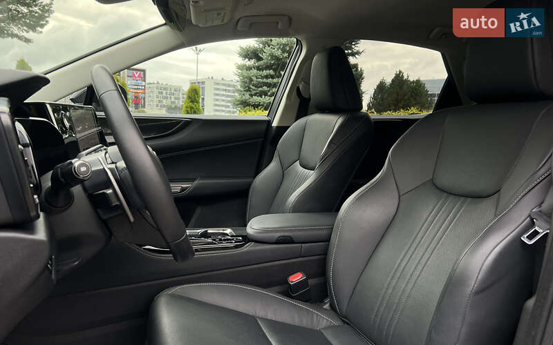 Позашляховик / Кросовер Lexus NX 2022 в Львові
